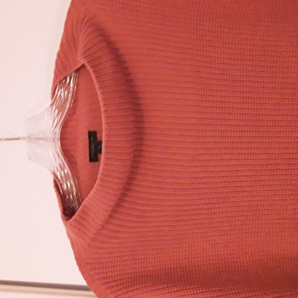 Sweater - Picture 7 of 7